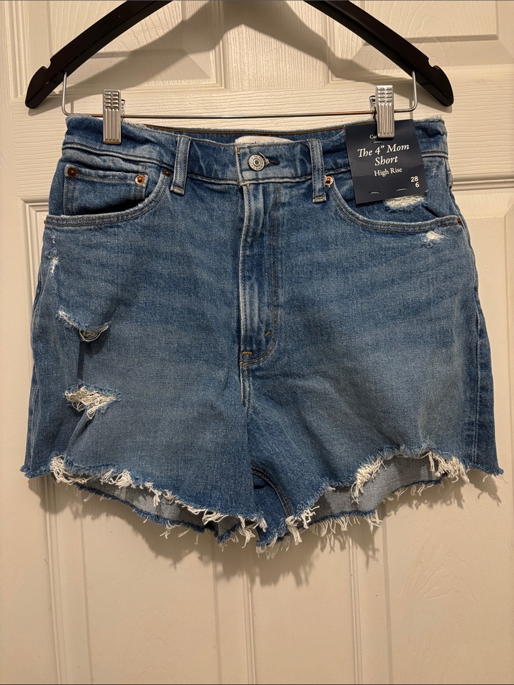 ‼️nwt‼️Abercrombie & Fitch the 4” mom short